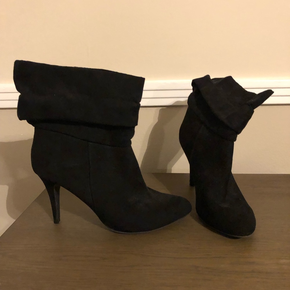Black Slouch Heel boots